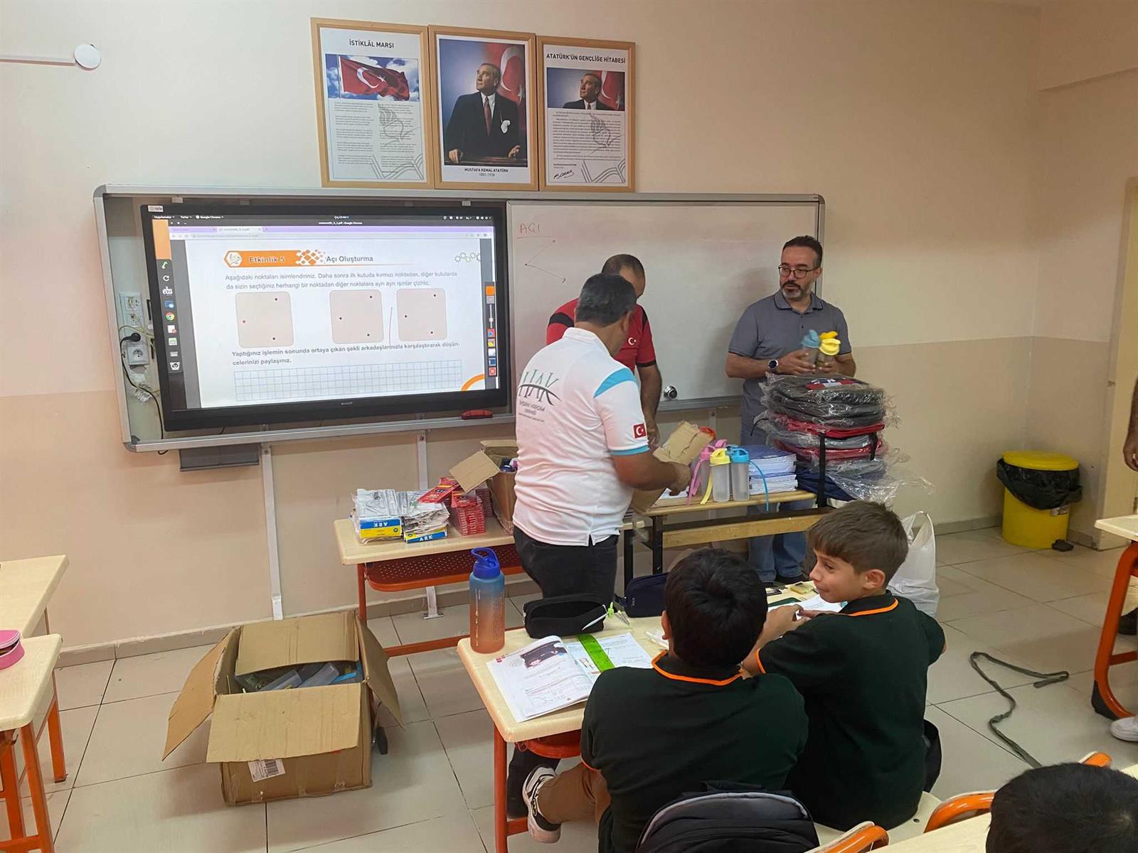 Malatya'da Kırtasiye Dağıtımı malatya kırtasiye (5)