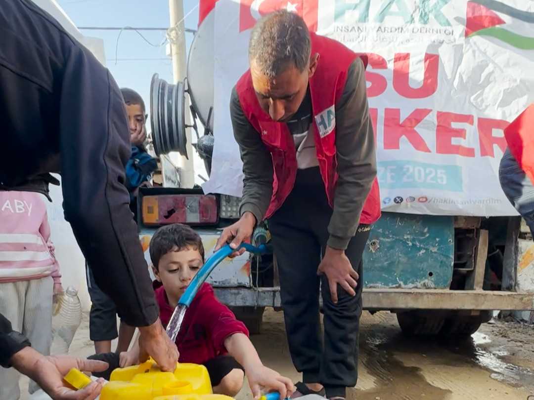Gazze'de Su Dağıtımı gazze tanker (4)