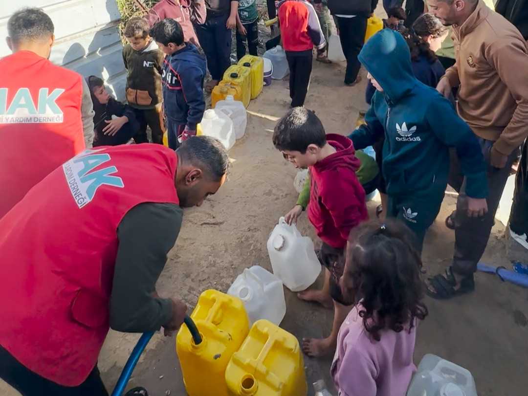 Gazze'de Su Dağıtımı gazze tanker (9)