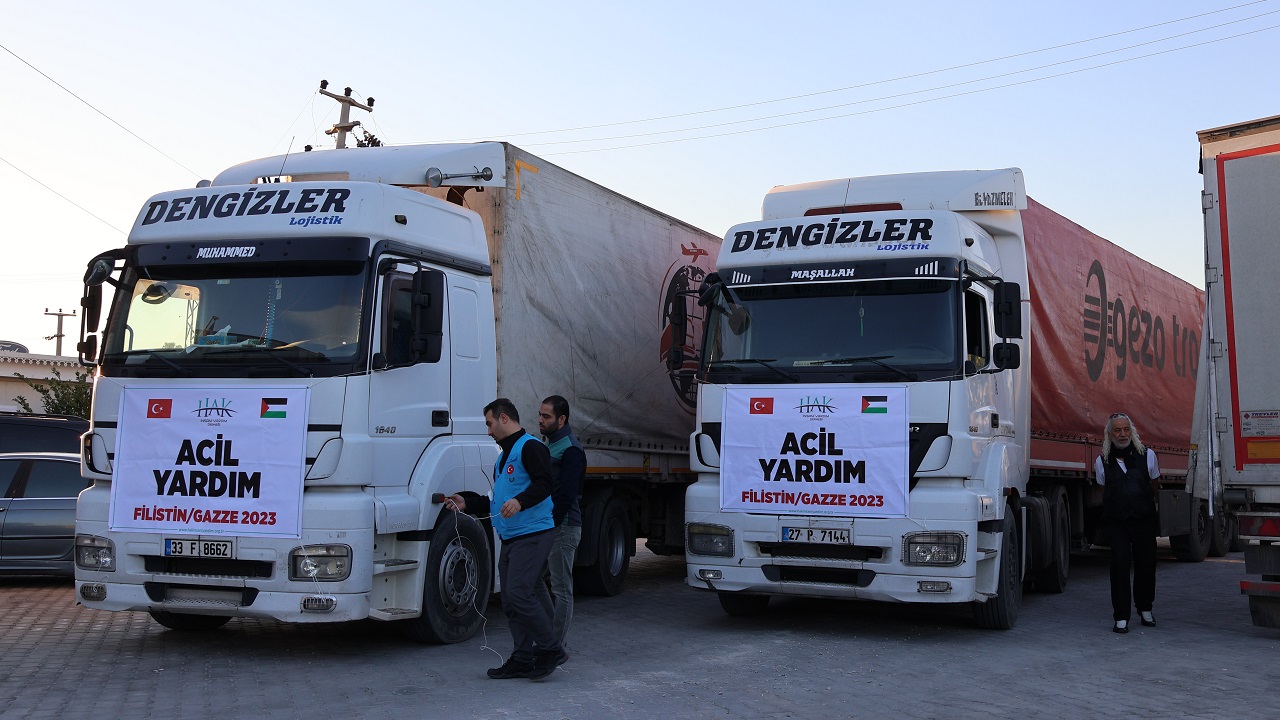 Hak İnsani Yardım Derneği Gazze'ye 4 TIR Un Yolluyor gazze iyilik gemisi görsela1