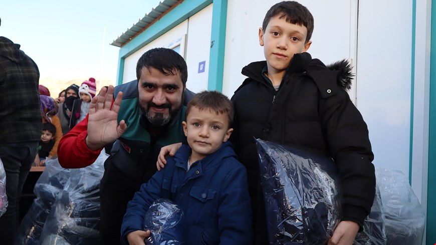 Adıyaman'da 700 Öğrenciye Kışlık Yardım adıyaman3