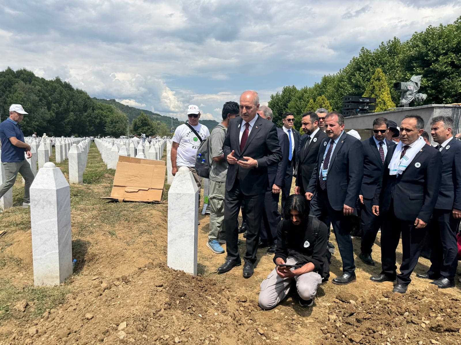 Bosna’da Ali Erbaş ile Bir Araya Geldik 75f3cf1e-db6c-4d9a-b4fe-ed83b30b0e63