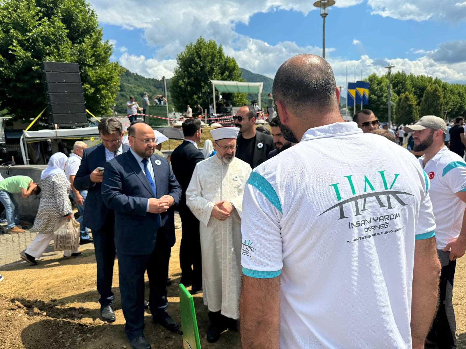 Bosna’da Ali Erbaş ile Bir Araya Geldik d126a52e-fad7-42ff-b01b-1e60de90349d