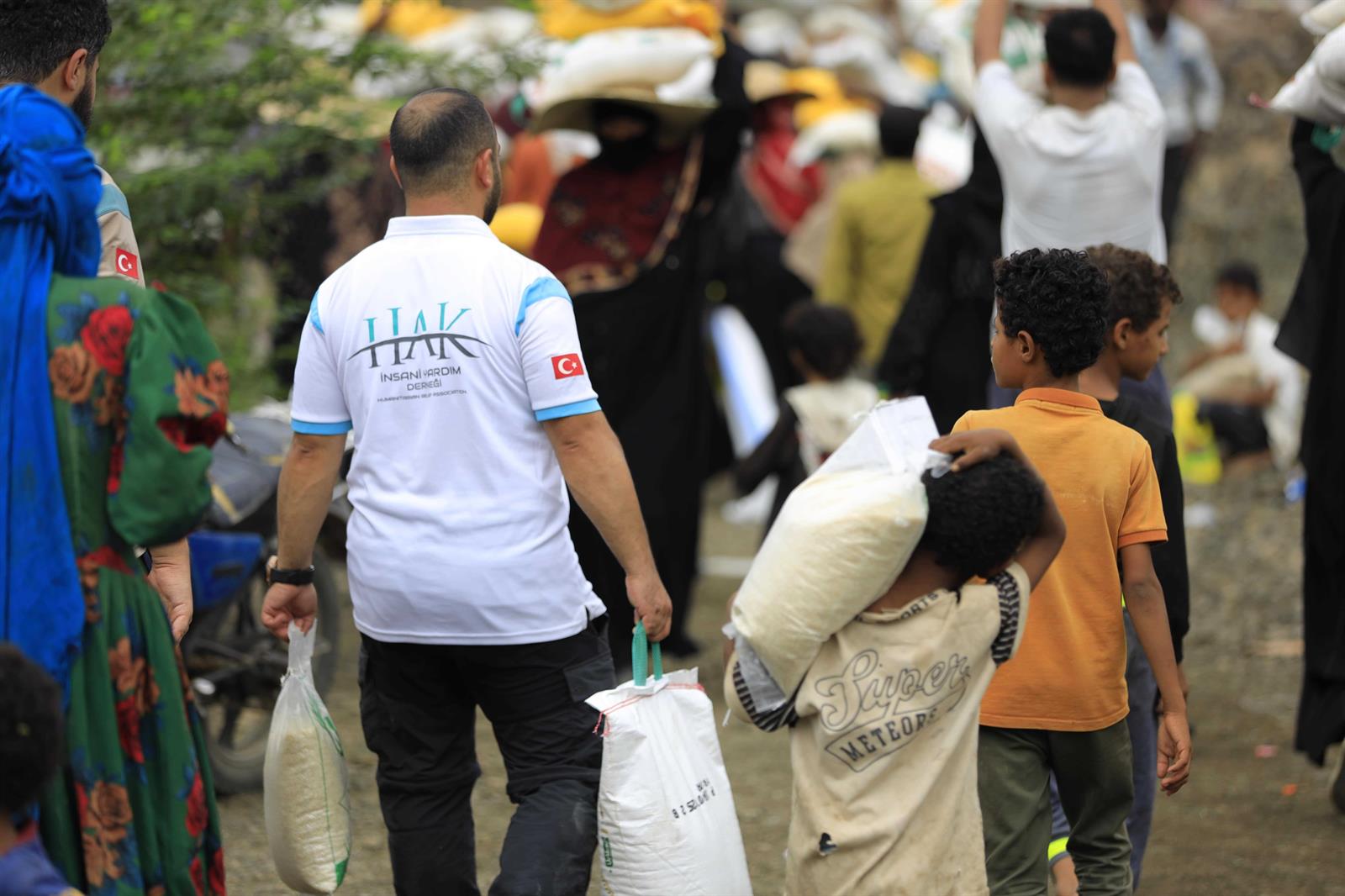 Yemen'de Gıda Kumanyası Dağıtımı gıda yemen (1)-min
